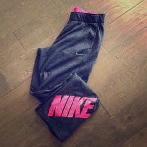 Nike girls thermal pant - size small